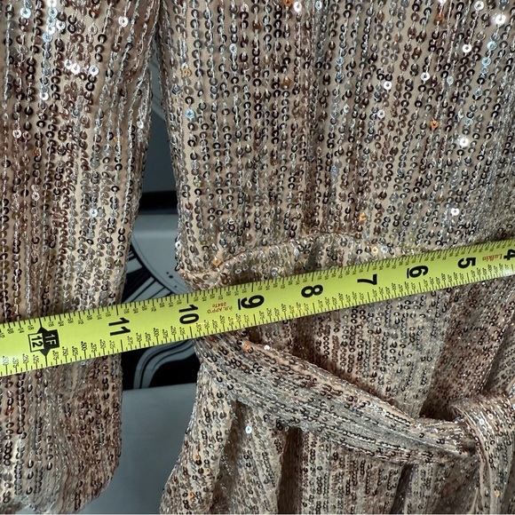 Elegant Sequin Mini Dress in Gold - Picture 9 of 12
